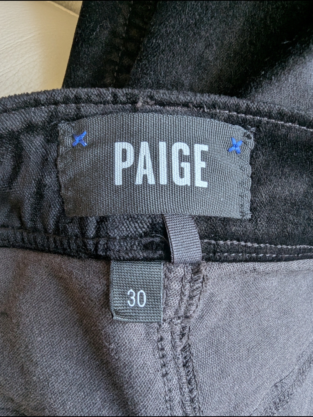 PAIGE black velvet skinny jeans, which typically combine the premium structure - Picture 8 of 11
